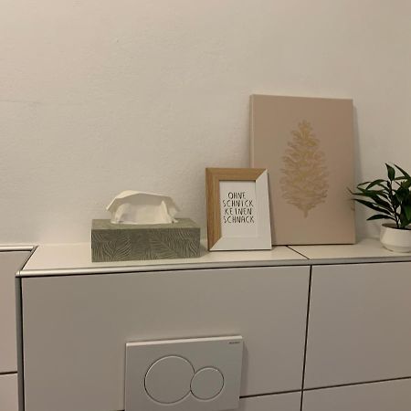 Schone Wohnung Mit Eigenem Eingang Und Gartenblick Luneburgo Exterior foto