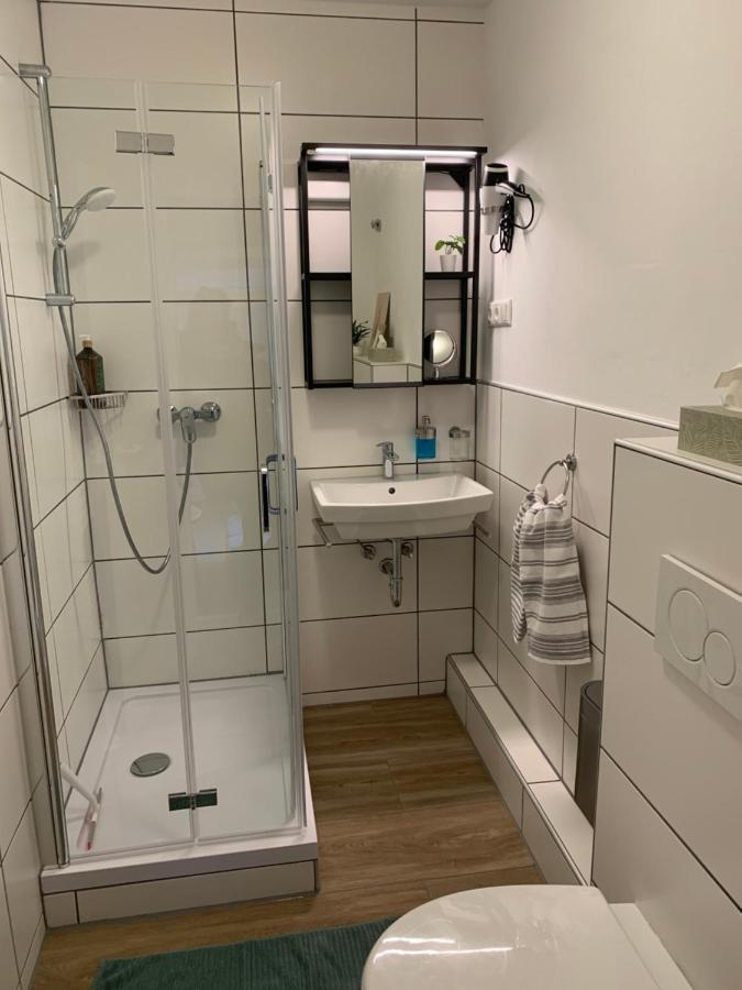Schone Wohnung Mit Eigenem Eingang Und Gartenblick Luneburgo Exterior foto