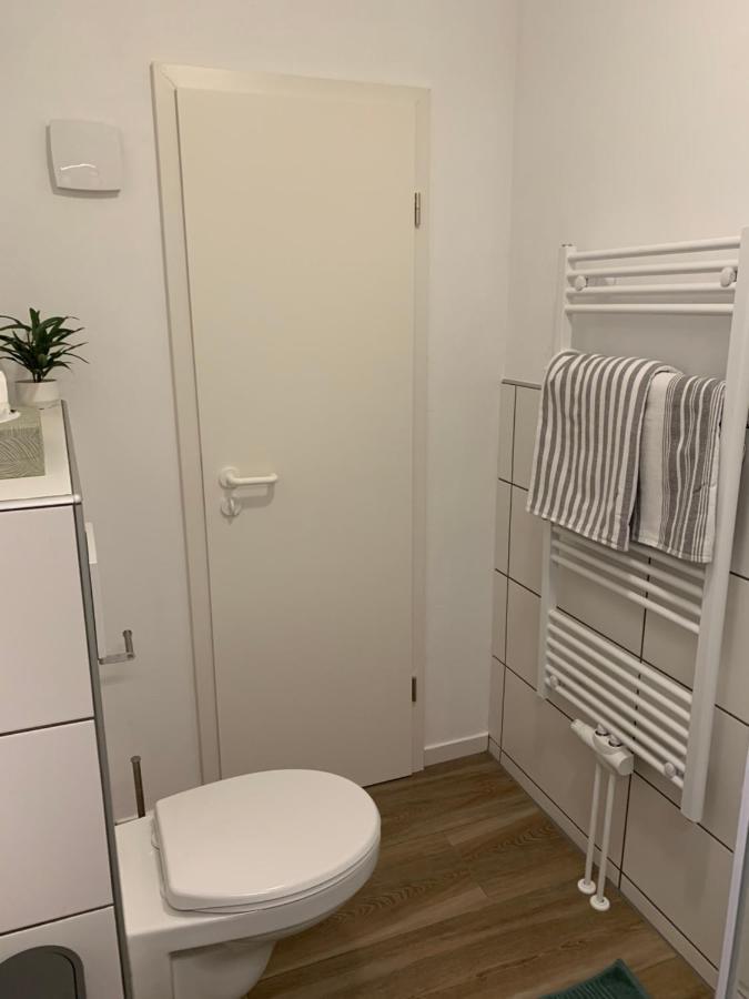Schone Wohnung Mit Eigenem Eingang Und Gartenblick Luneburgo Exterior foto